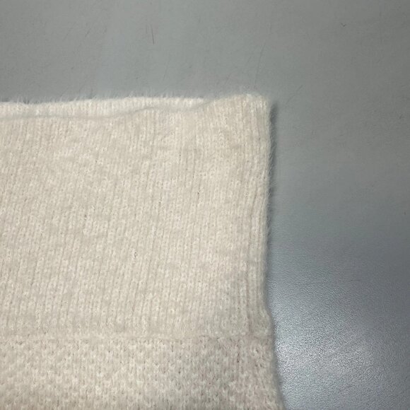 NEW SELKIE Women’s High Waisted Fuzzy Shorts Light Pale Pink Size XS - Picture 9 of 9